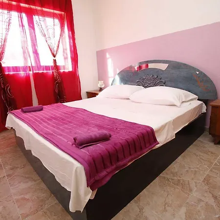 Villa Arijan 3 *